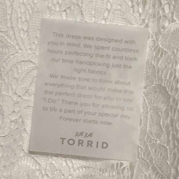 NWT Torrid Ivory Strech Lace Wedding Dress Size 24 - Picture 7 of 14